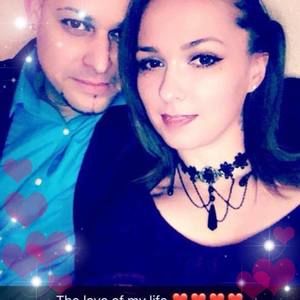 Meet your Posher, Yamil samantha